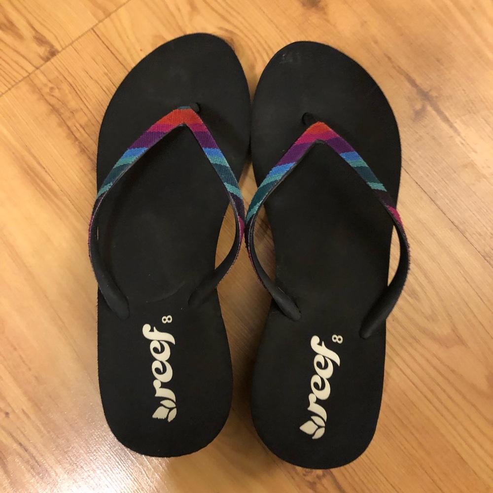 🌸 Reef rainbow wedge flip flops 🌸